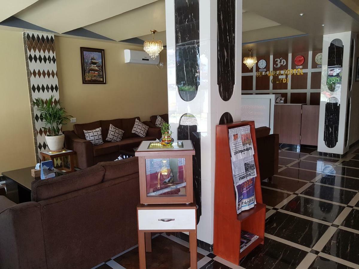 Om Gaura Hotel Pokhara Zewnętrze zdjęcie